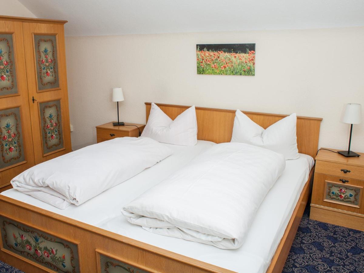 Gasthof Zur Behringersmuhle Hotel Goessweinstein Buitenkant foto