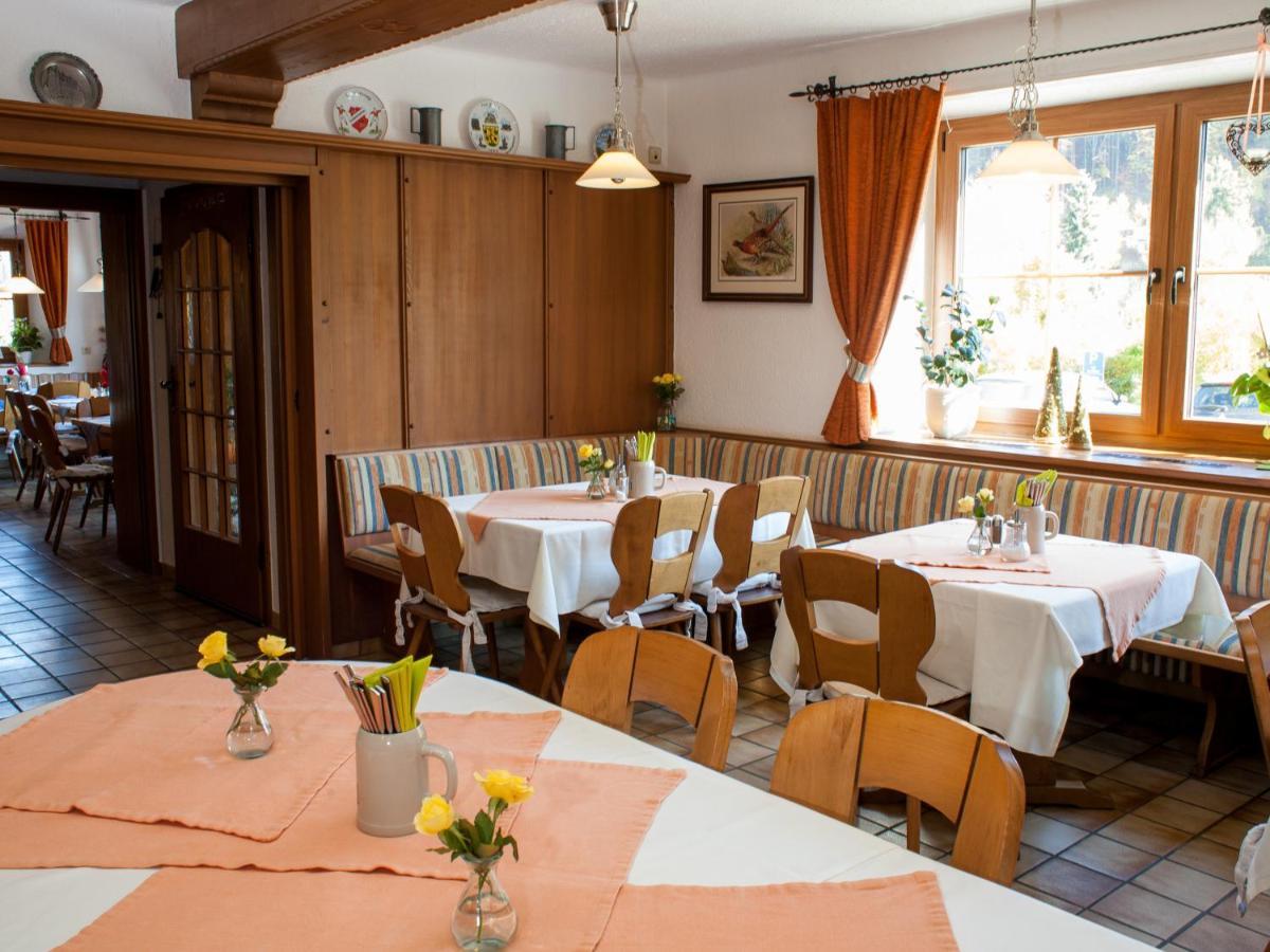 Gasthof Zur Behringersmuhle Hotel Goessweinstein Buitenkant foto