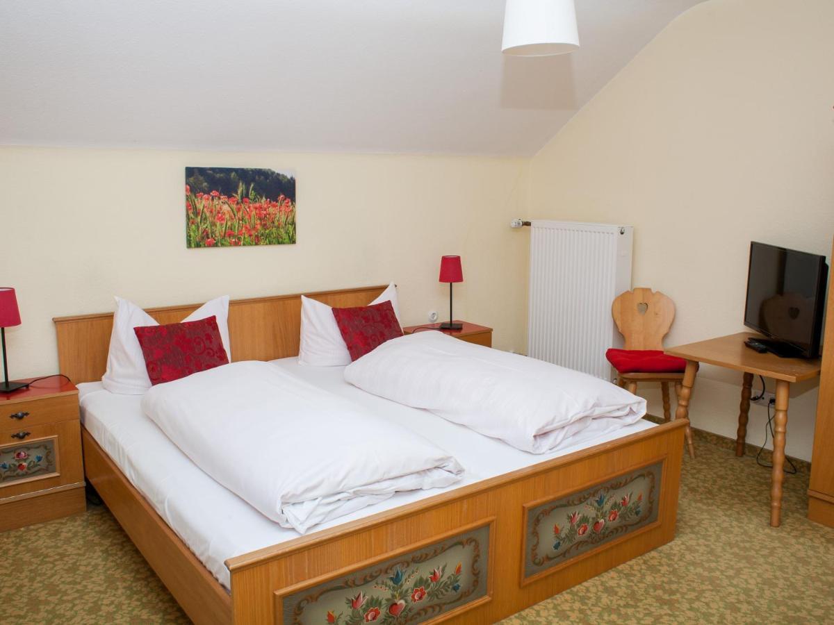 Gasthof Zur Behringersmuhle Hotel Goessweinstein Buitenkant foto